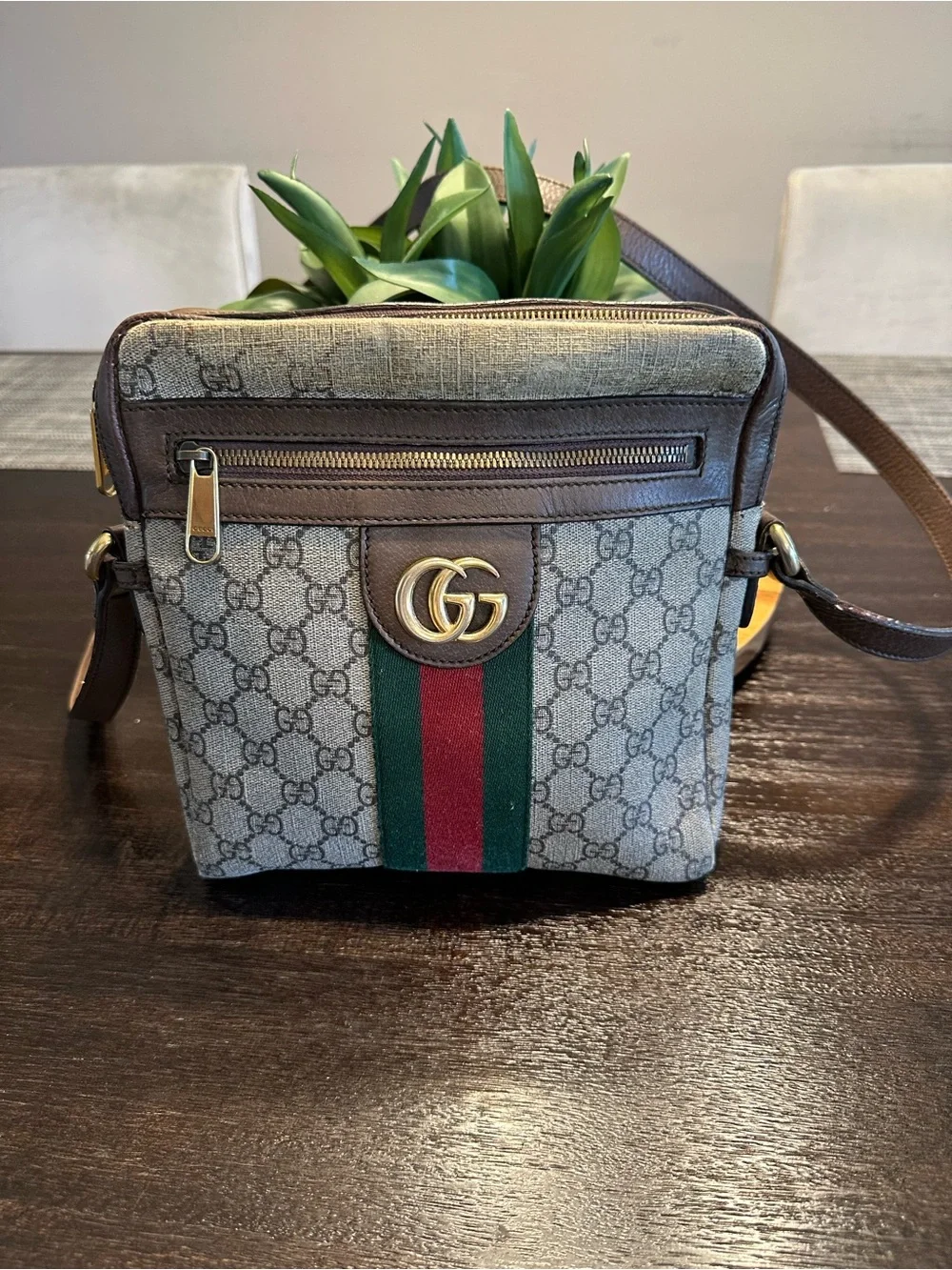 Gucci Beige GG Supreme Messenger Bag with Green-Red Web Stripe